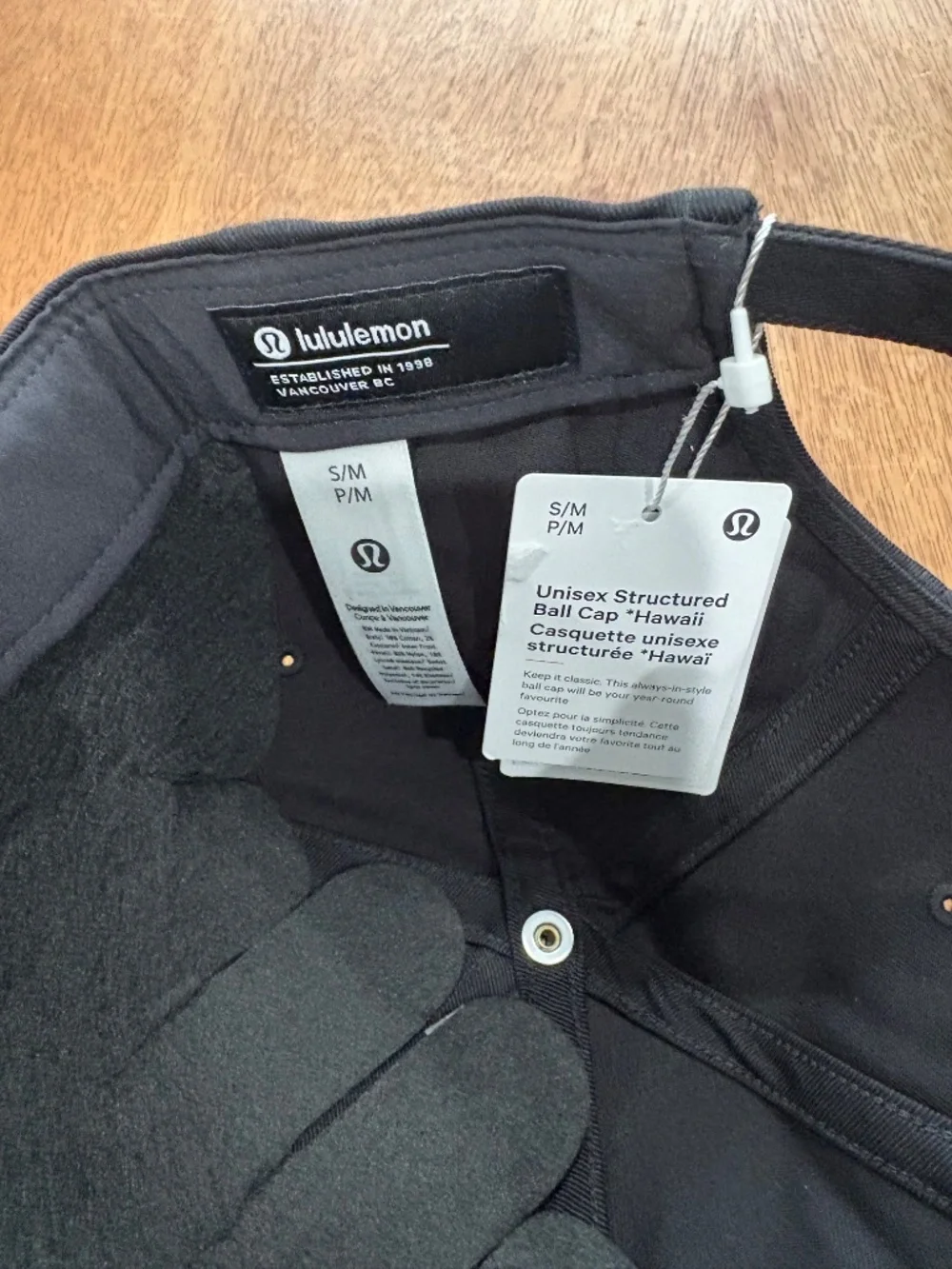 Lululemon Unisex Structured ball cap Hawaii Black